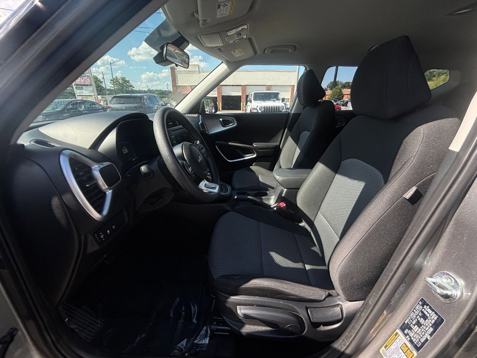 Thumbnail: 2025 Kia Soul - 25