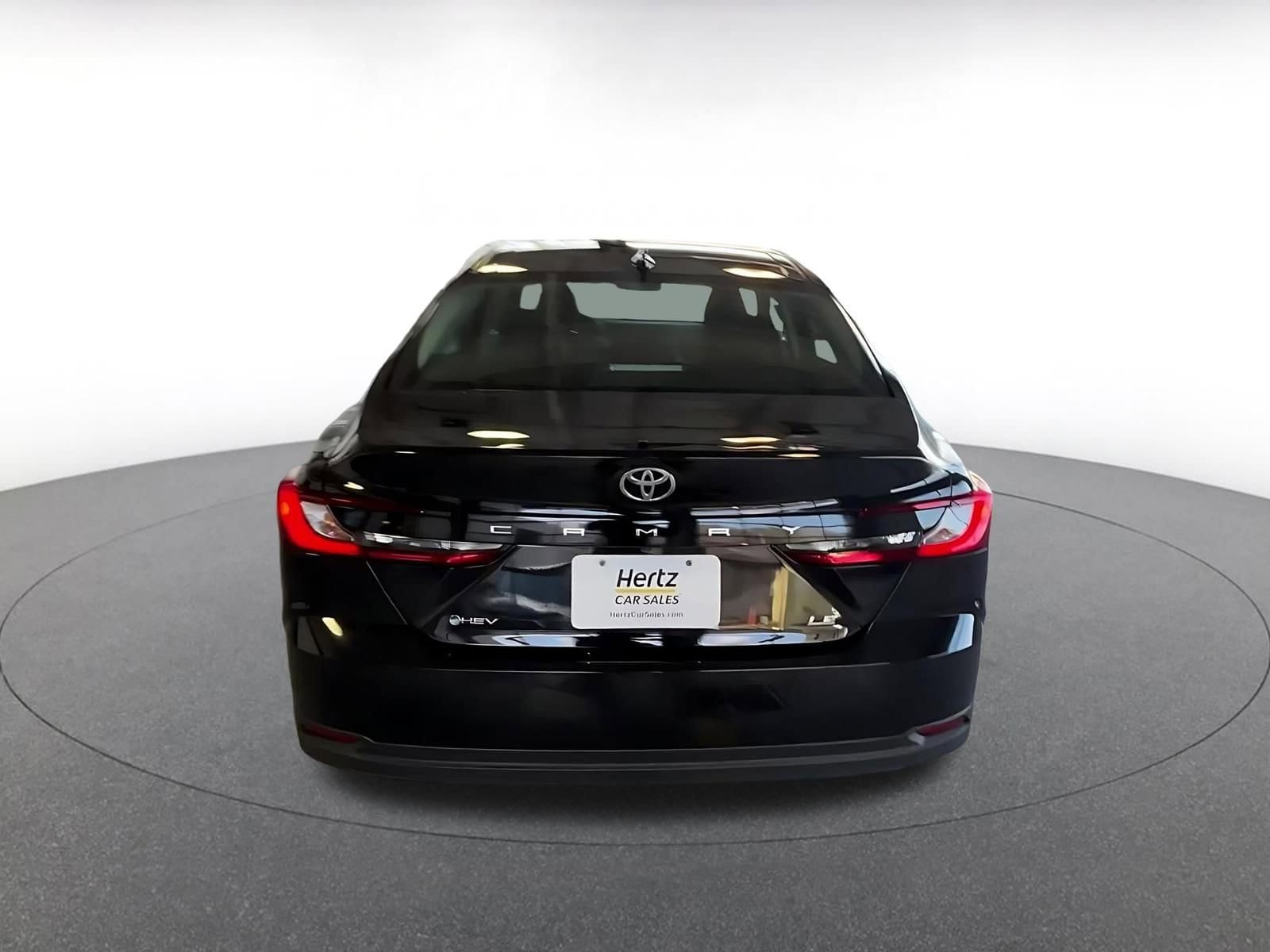 Thumbnail: 2025 Toyota Camry - 12