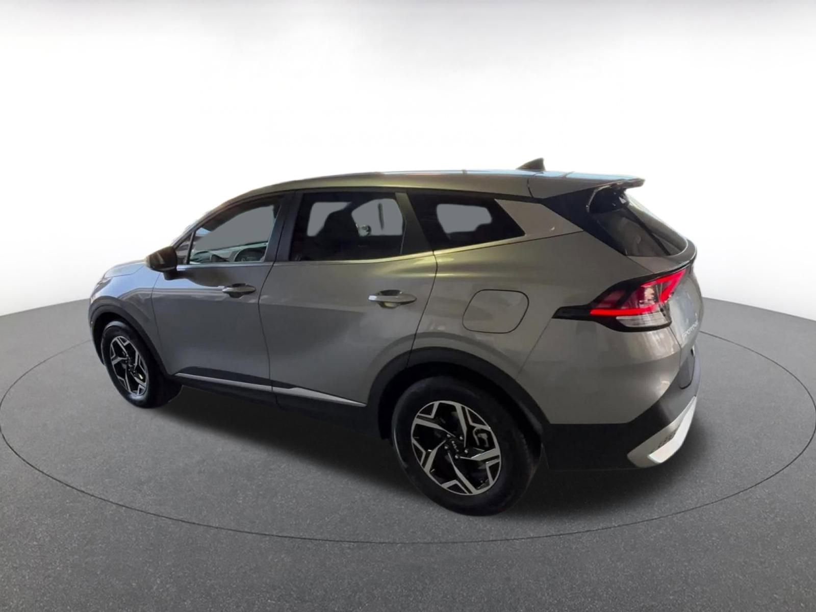 Thumbnail: 2025 Kia Sportage - 10