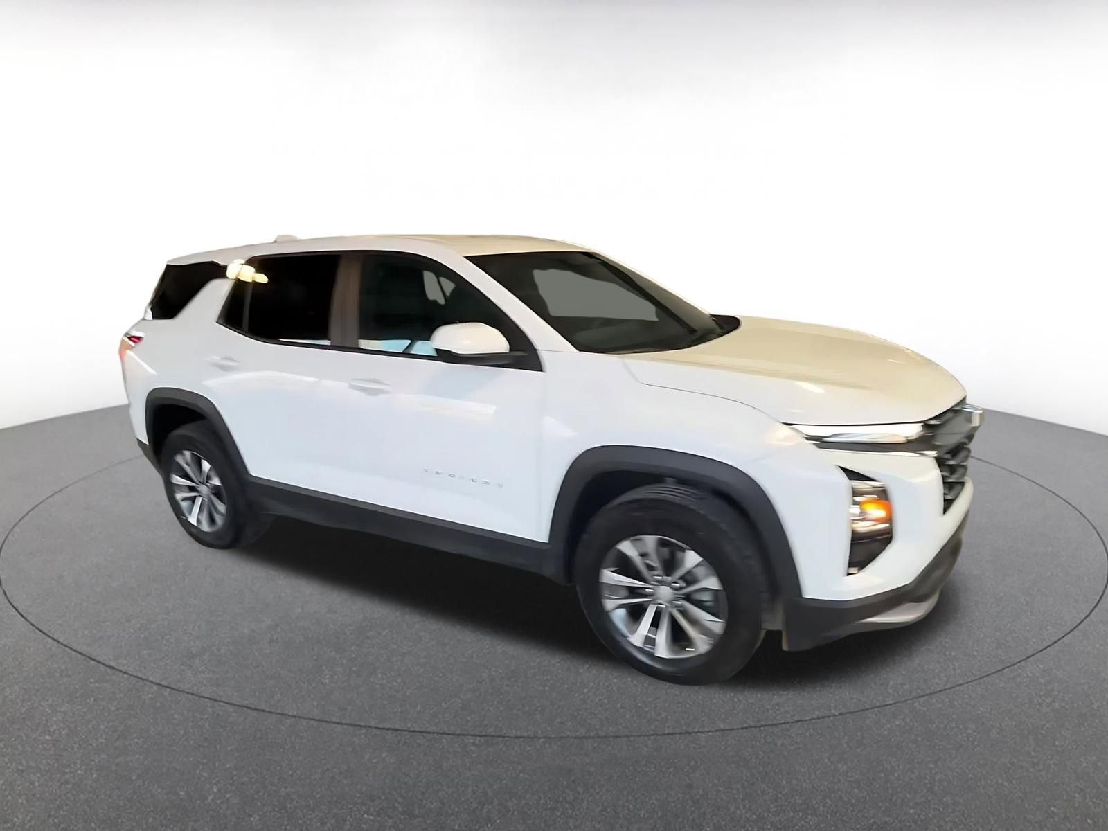 Thumbnail: 2025 Chevrolet Equinox - 5