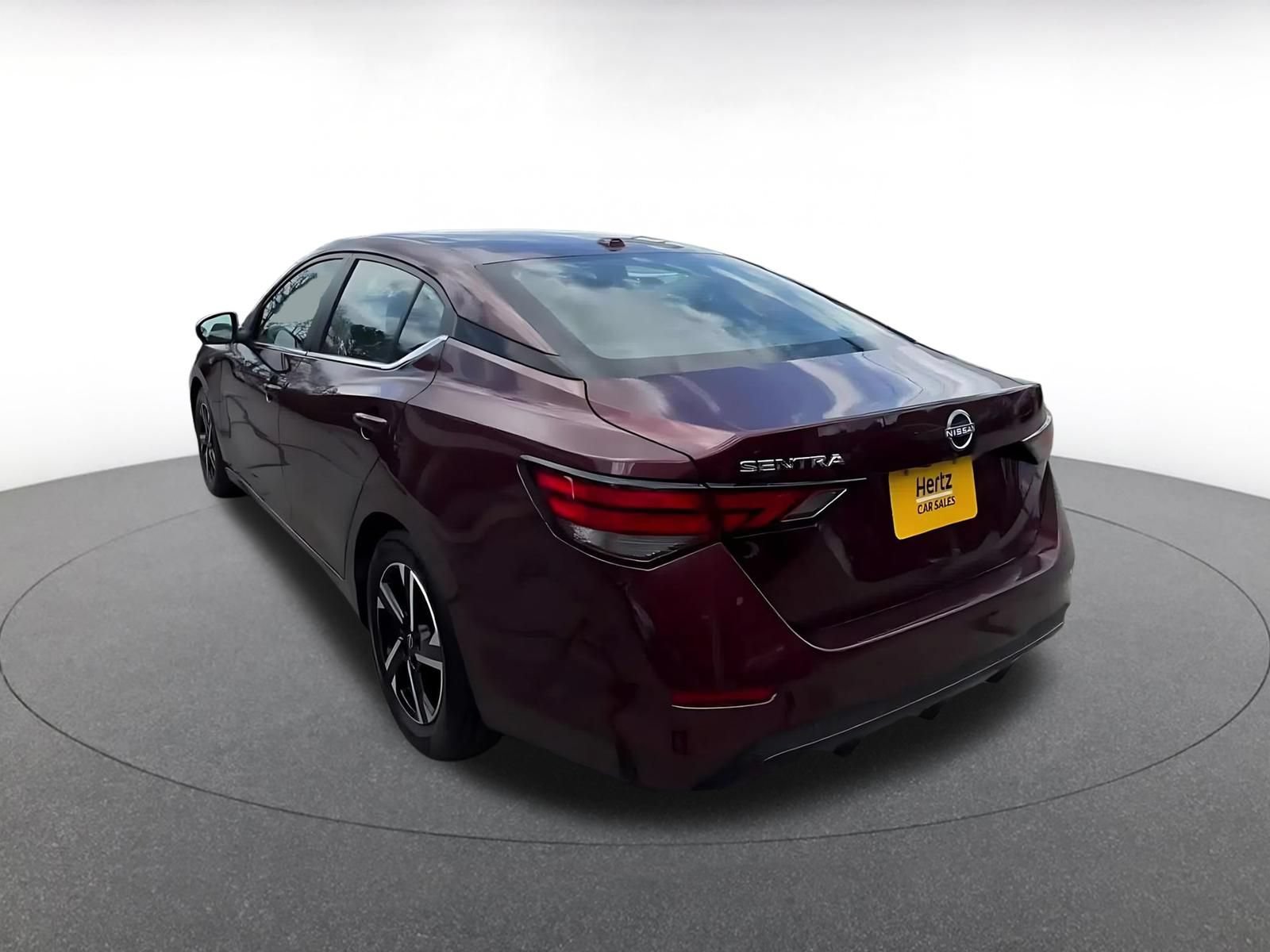 Thumbnail: 2025 Nissan Sentra - 11