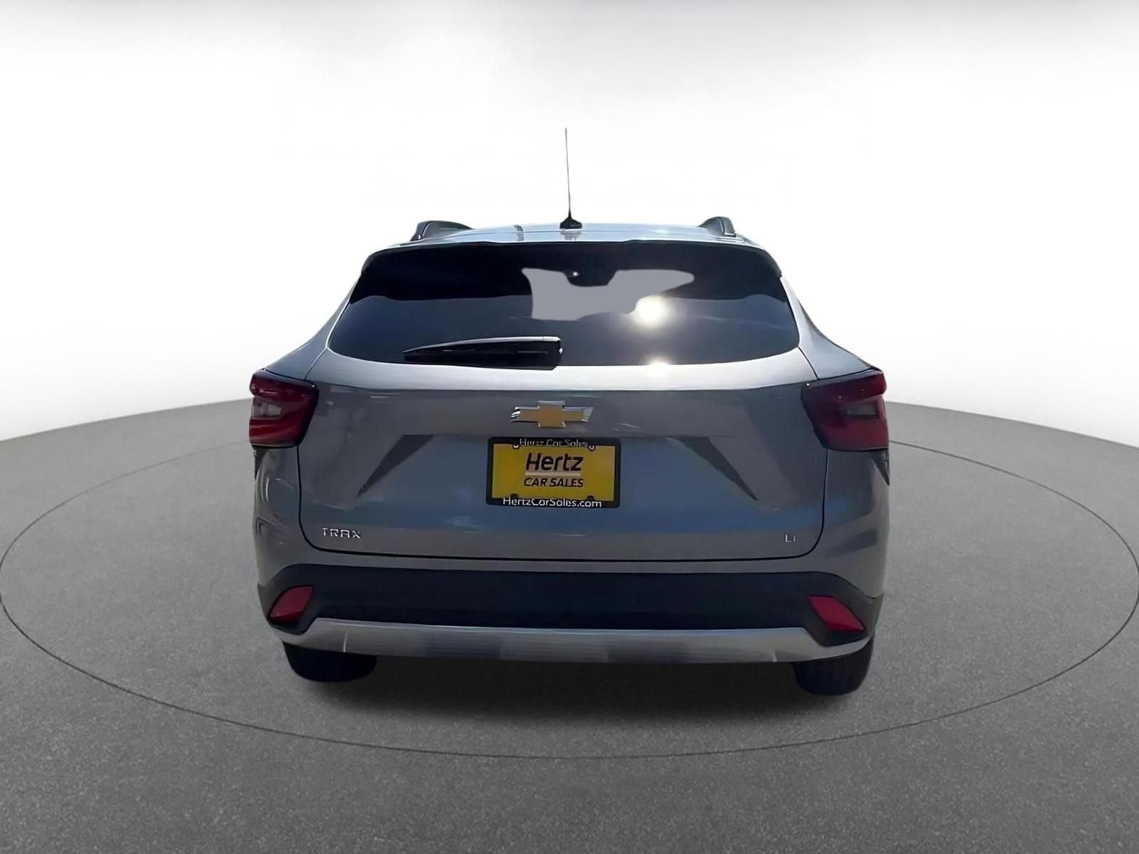 Thumbnail: 2025 Chevrolet Trax - 12