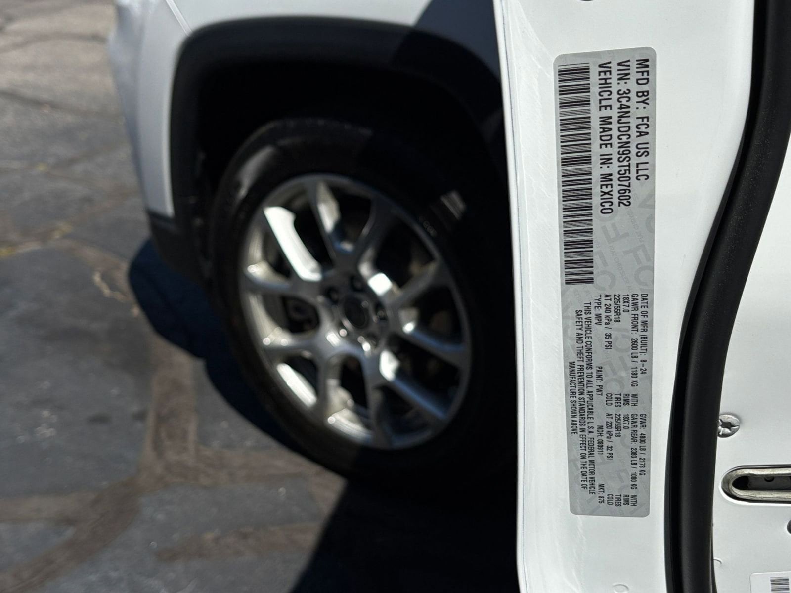 Thumbnail: 2025 Jeep Compass - 29