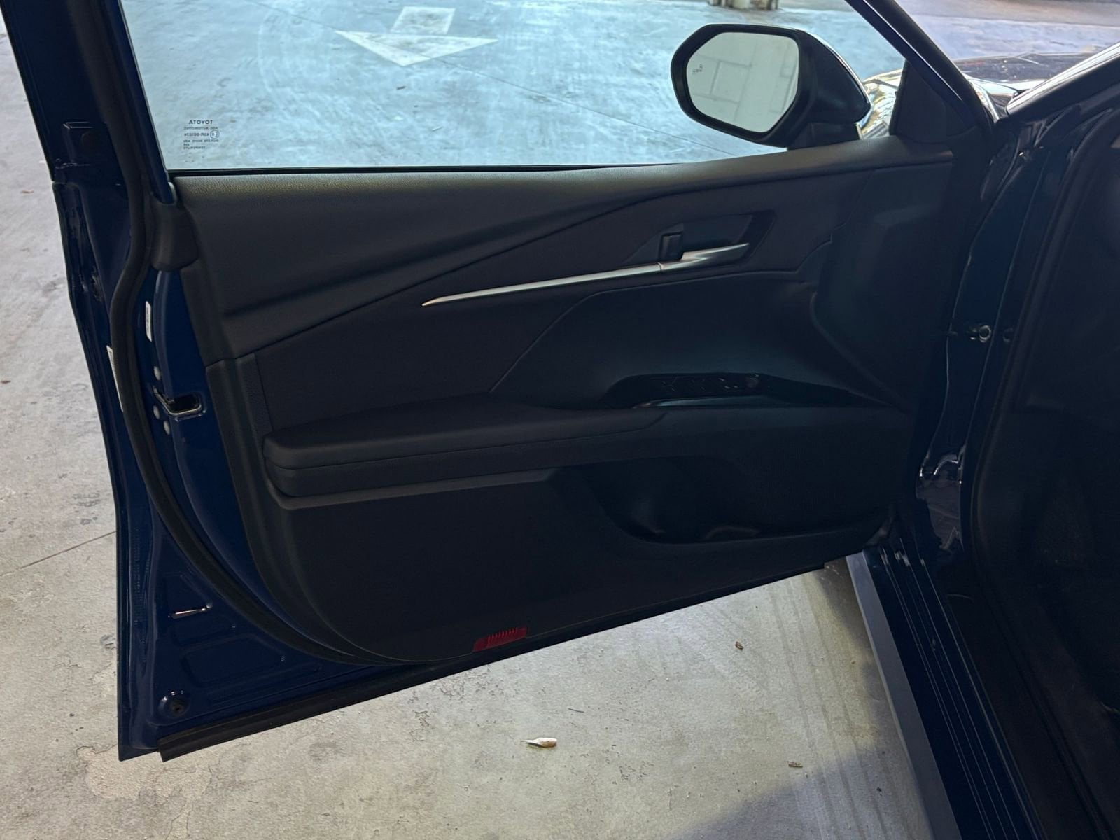 Thumbnail: 2025 Toyota Camry - 26