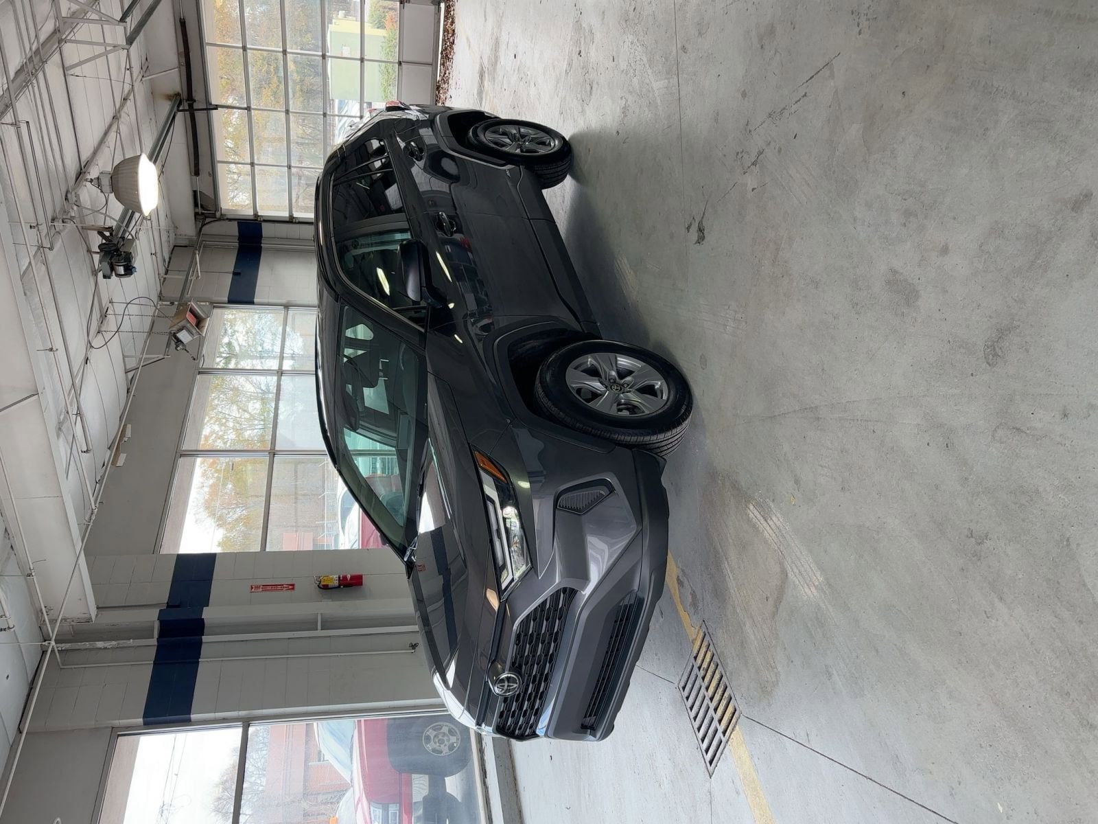 Thumbnail: 2025 Toyota RAV4 - 22