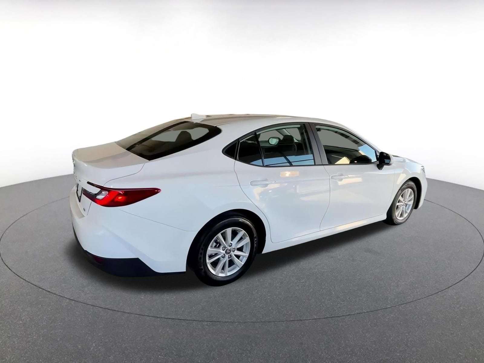 Thumbnail: 2025 Toyota Camry - 21