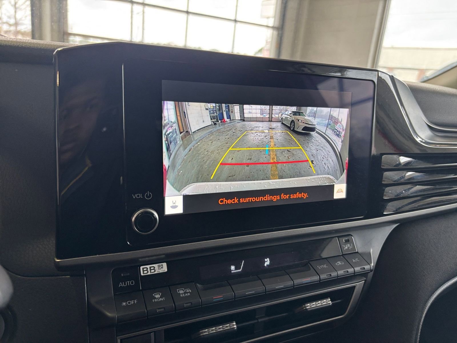 Thumbnail: 2025 Toyota Camry - 17