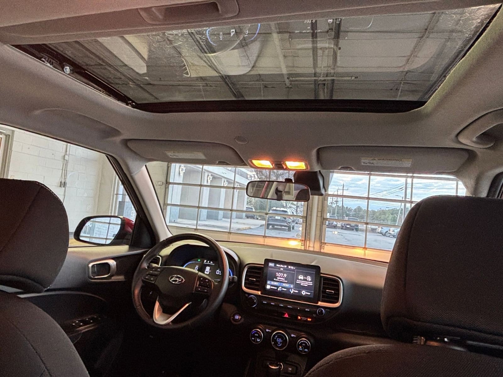 Thumbnail: 2025 Hyundai Venue - 22