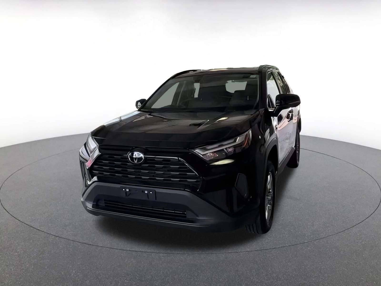 Thumbnail: 2024 Toyota RAV4 - 8