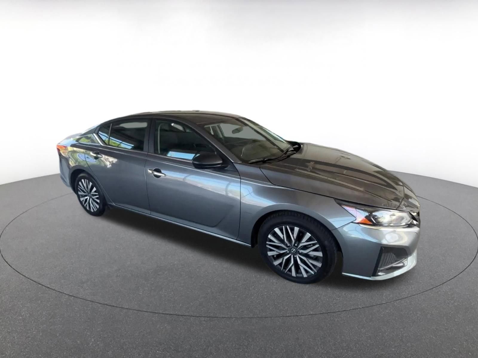 Thumbnail: 2025 Nissan Altima - 2