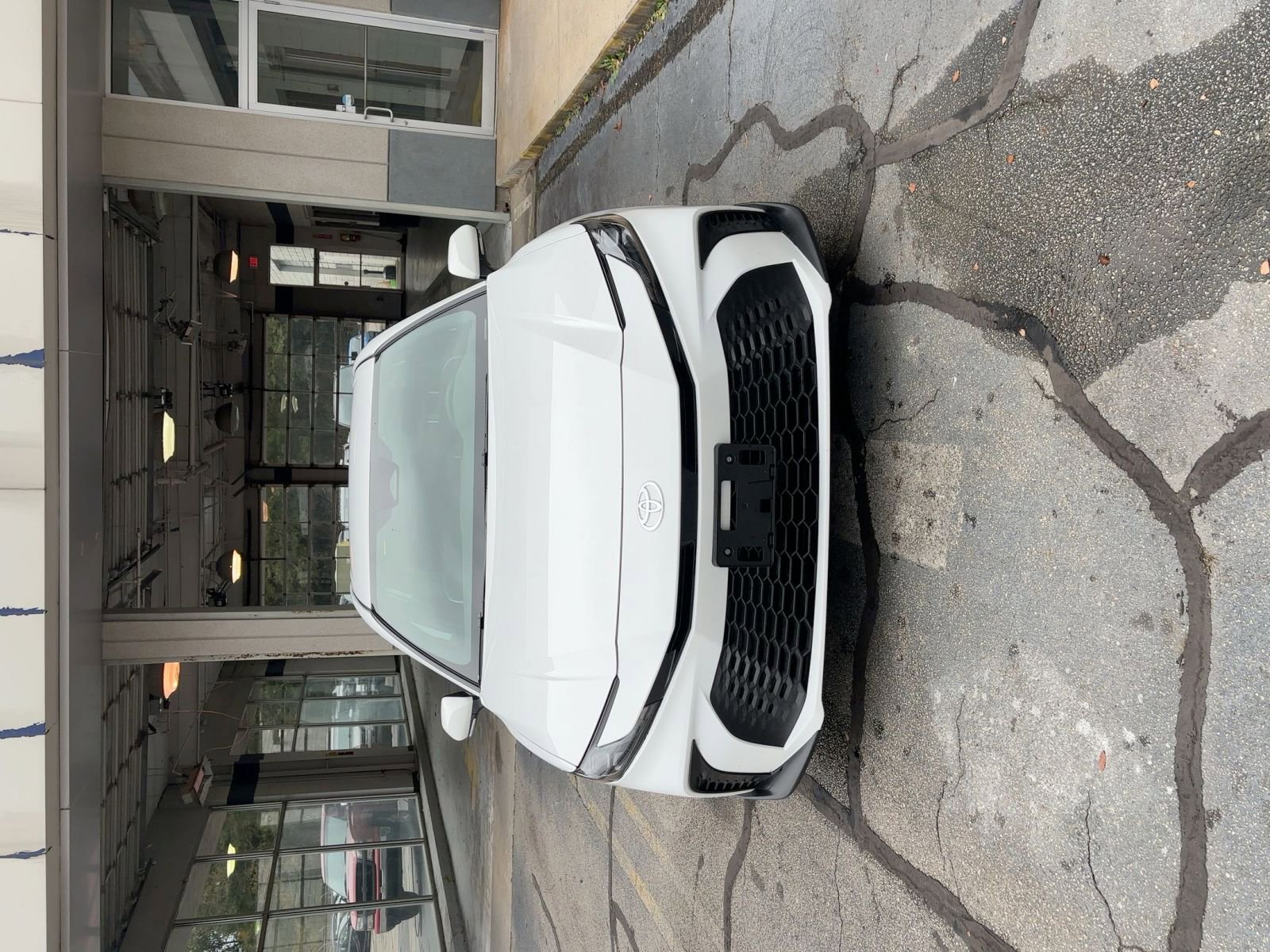 Thumbnail: 2025 Toyota Camry - 23