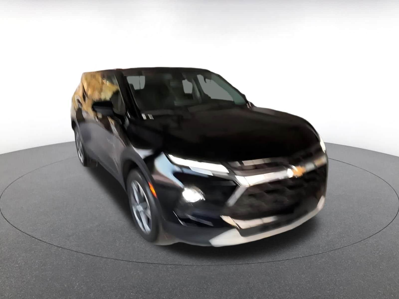 Thumbnail: 2023 Chevrolet Blazer - 3