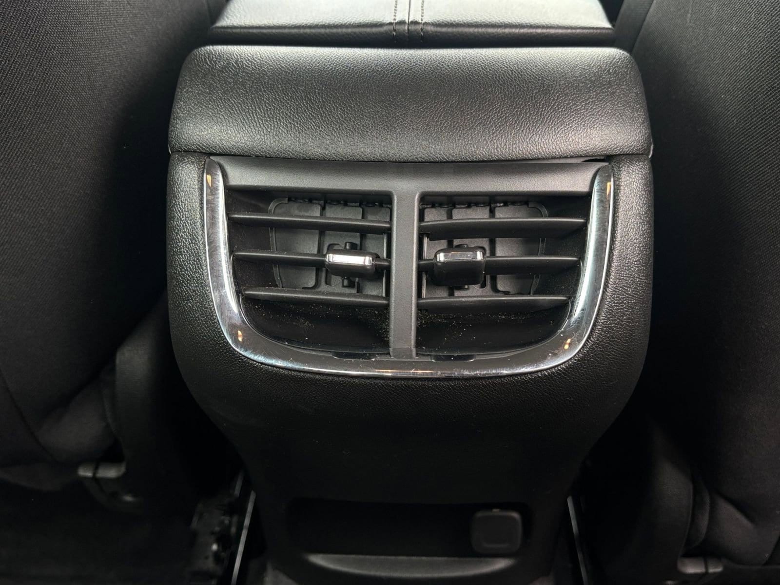 Thumbnail: 2024 Chevrolet Malibu - 23