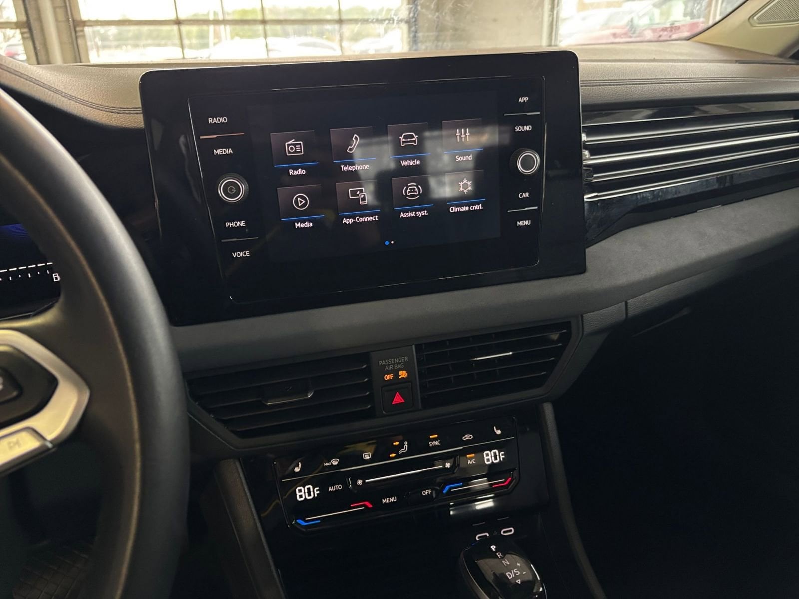 Thumbnail: 2025 Volkswagen Jetta - 23