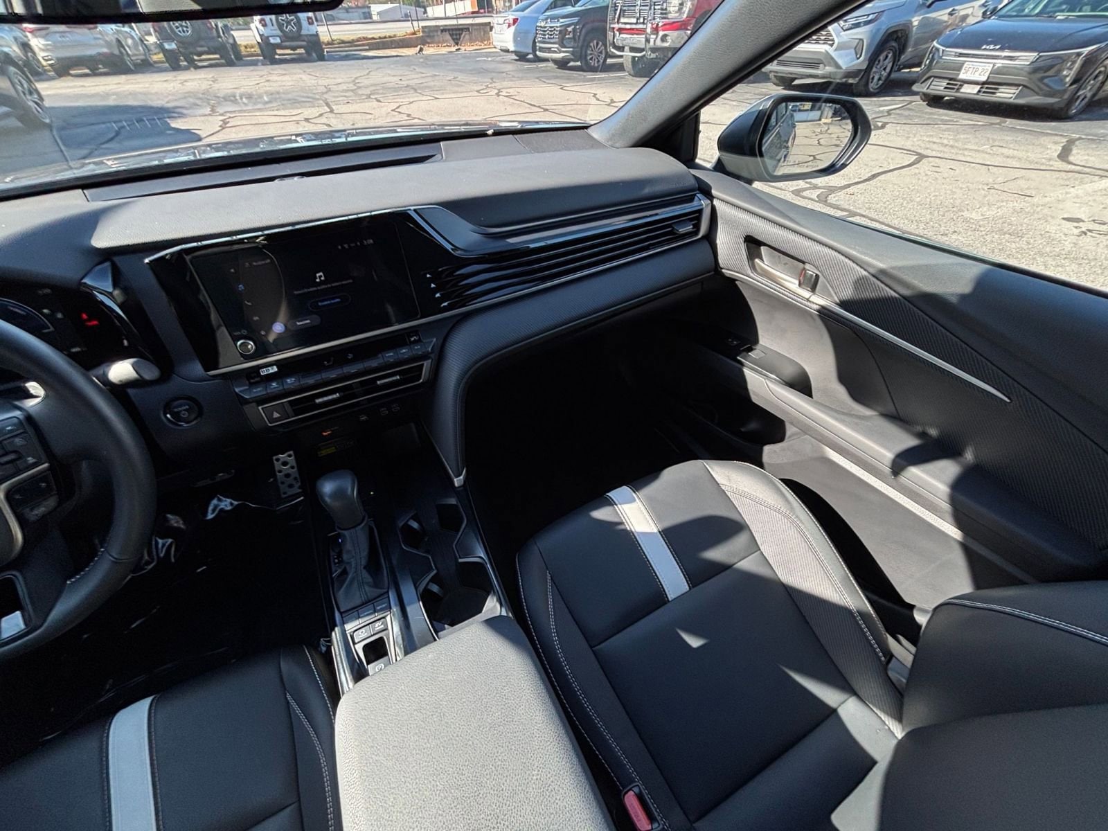 Thumbnail: 2025 Toyota Camry - 35