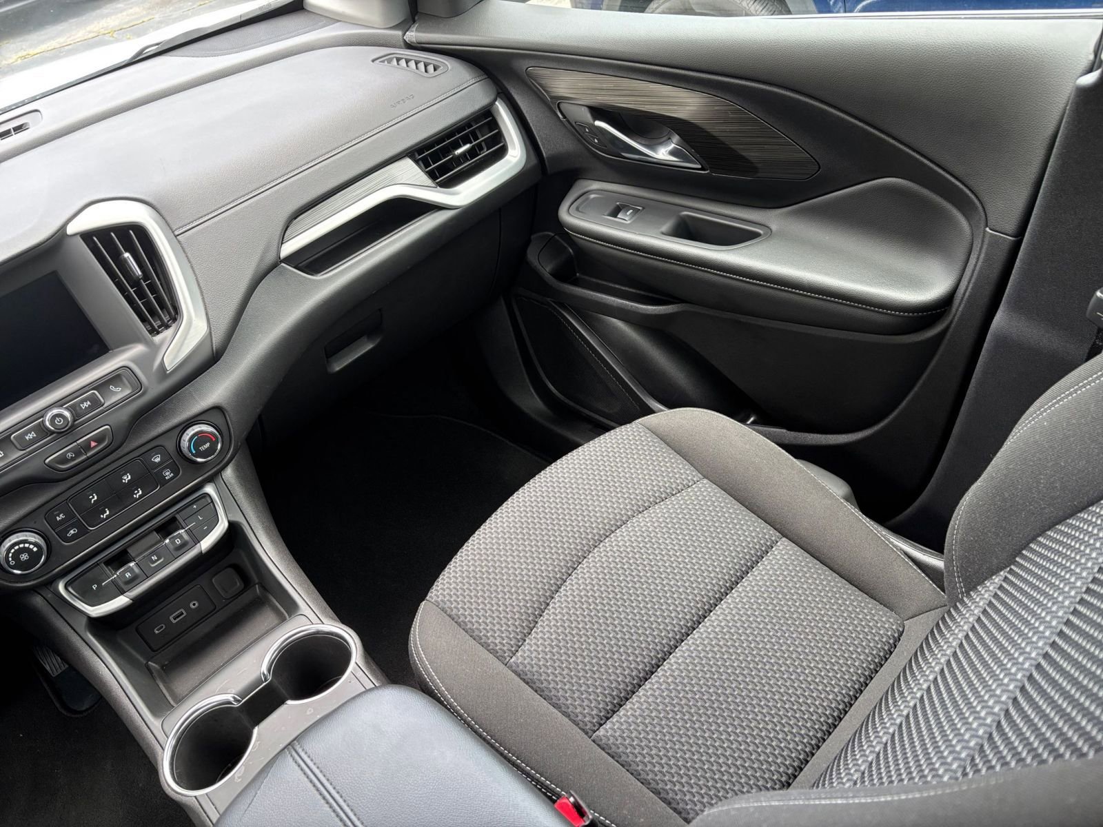 Thumbnail: 2024 GMC Terrain - 34