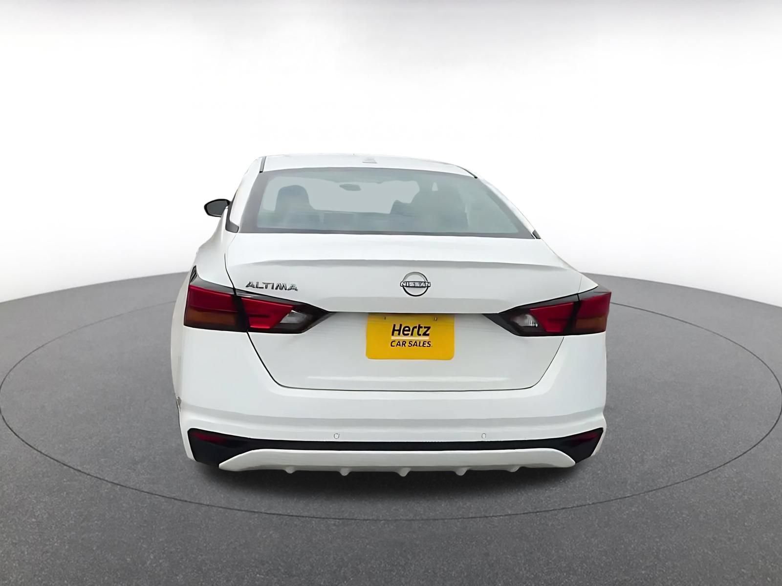 Thumbnail: 2025 Nissan Altima - 10