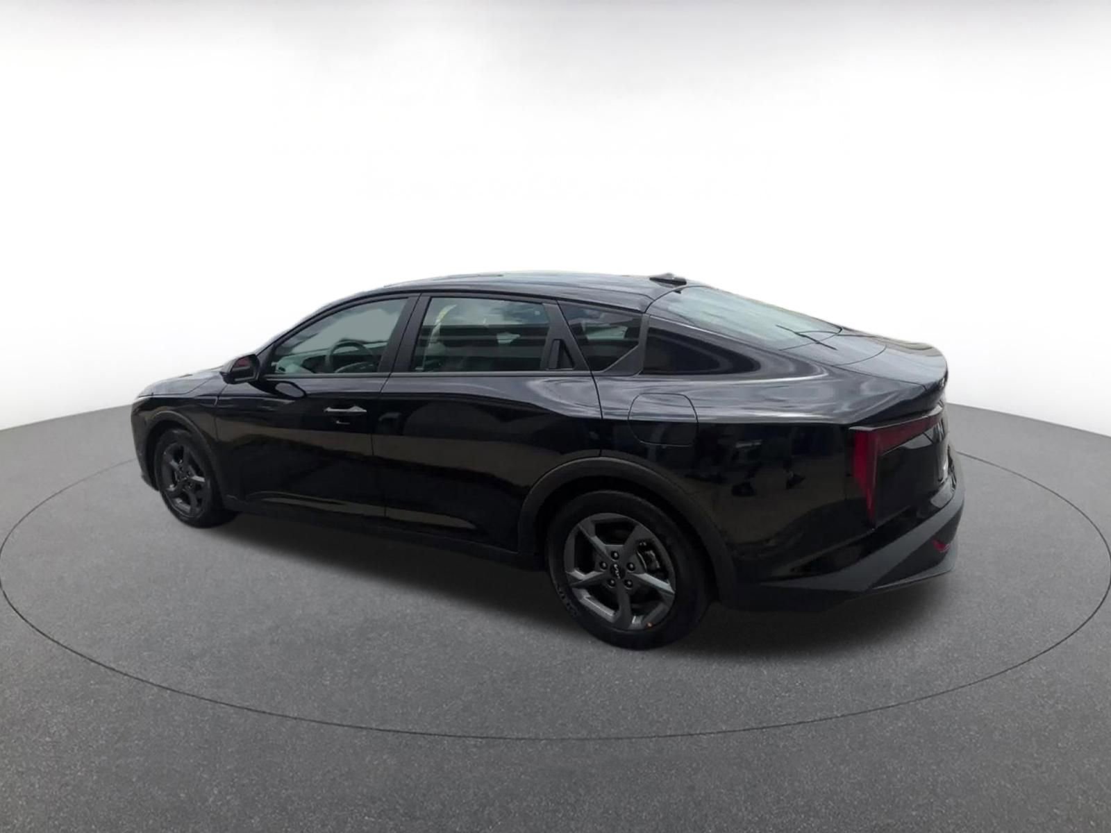 Thumbnail: 2025 Kia K4 - 10