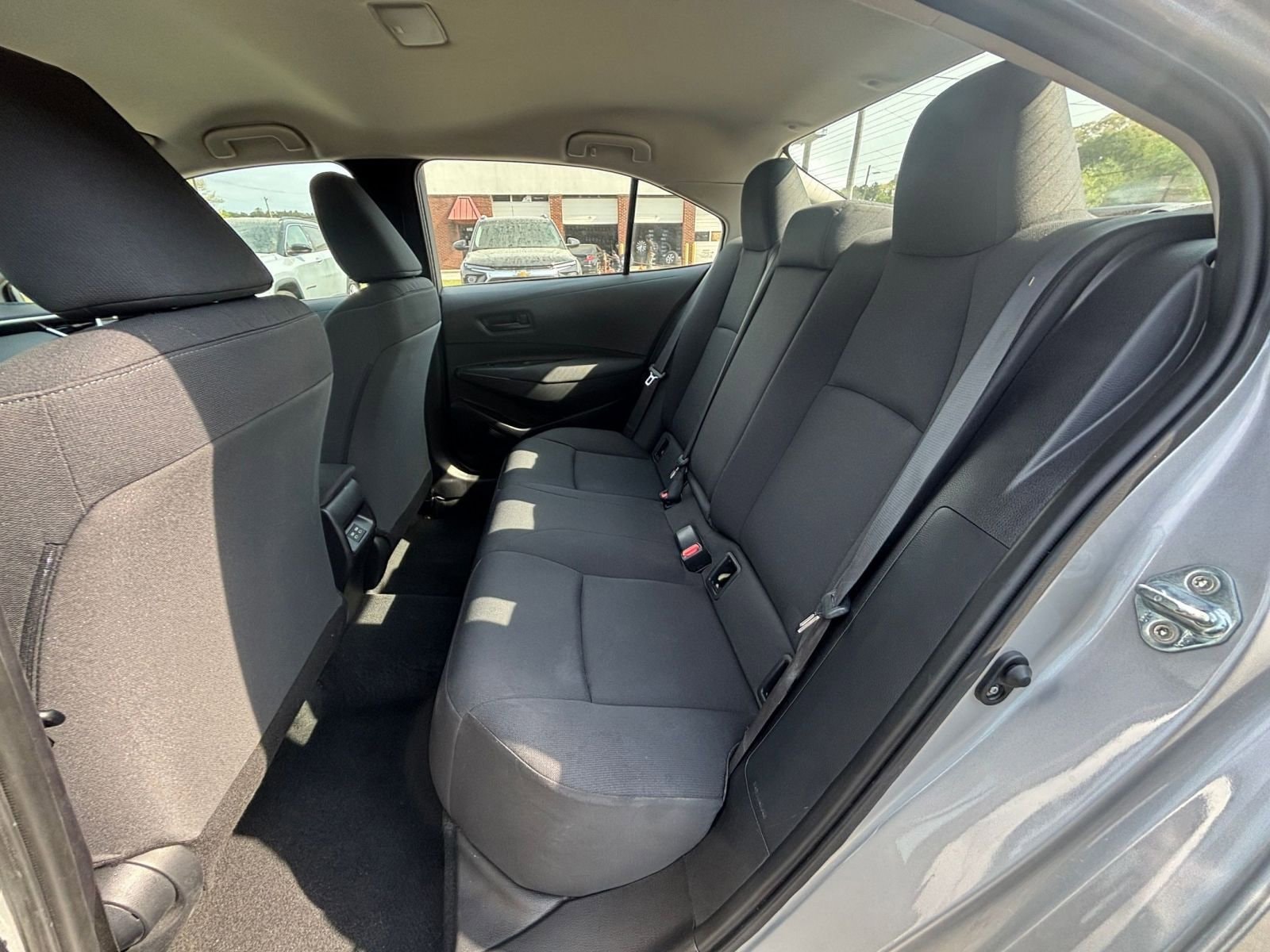 Thumbnail: 2025 Toyota Corolla - 25