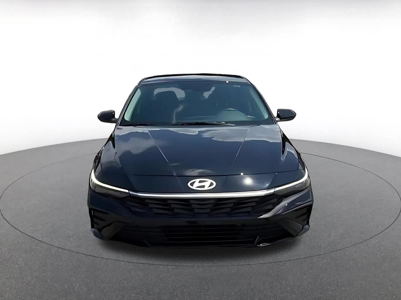 Thumbnail: 2026 Hyundai Elantra - 5