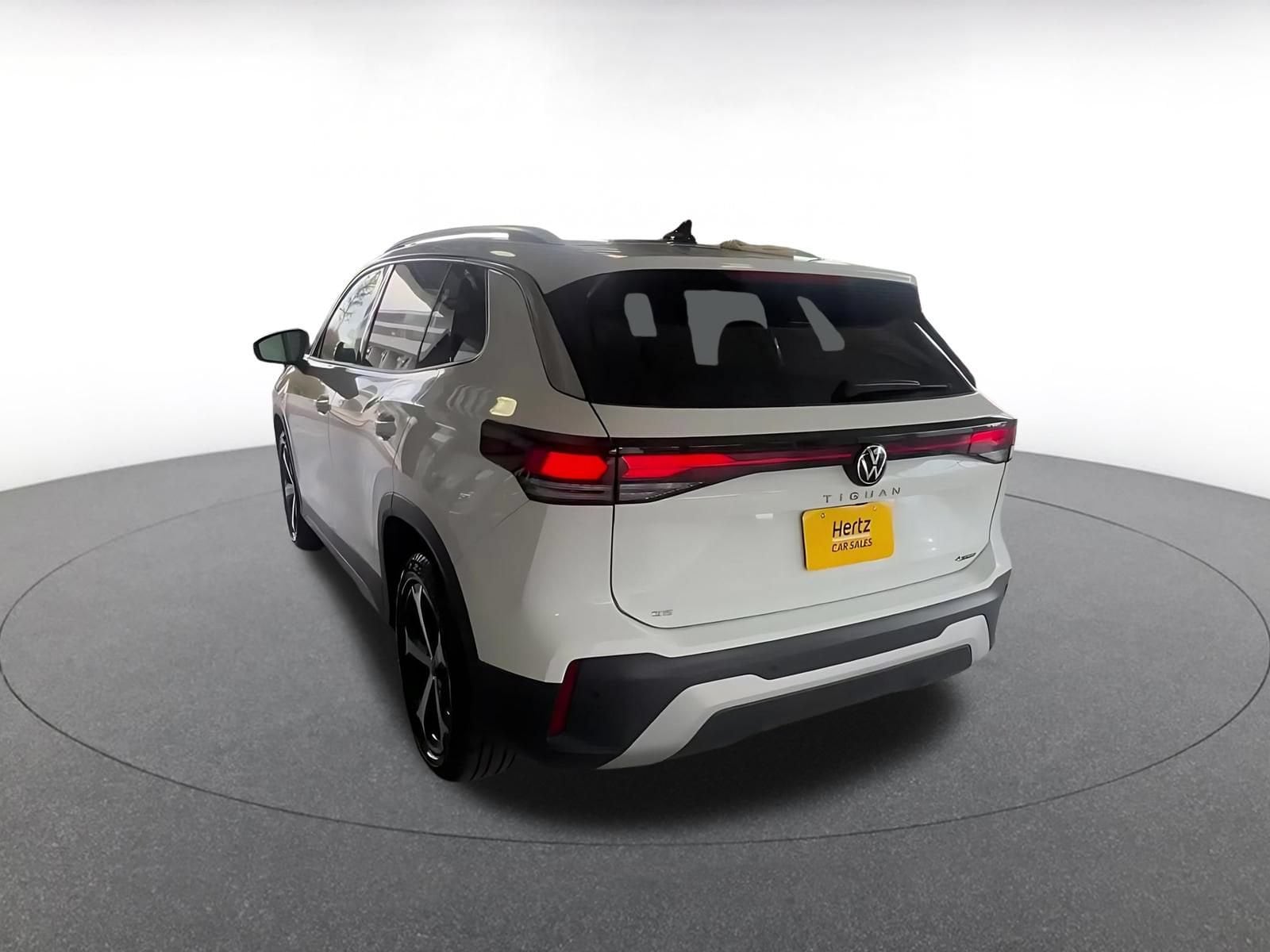 Thumbnail: 2026 Volkswagen Tiguan - 11