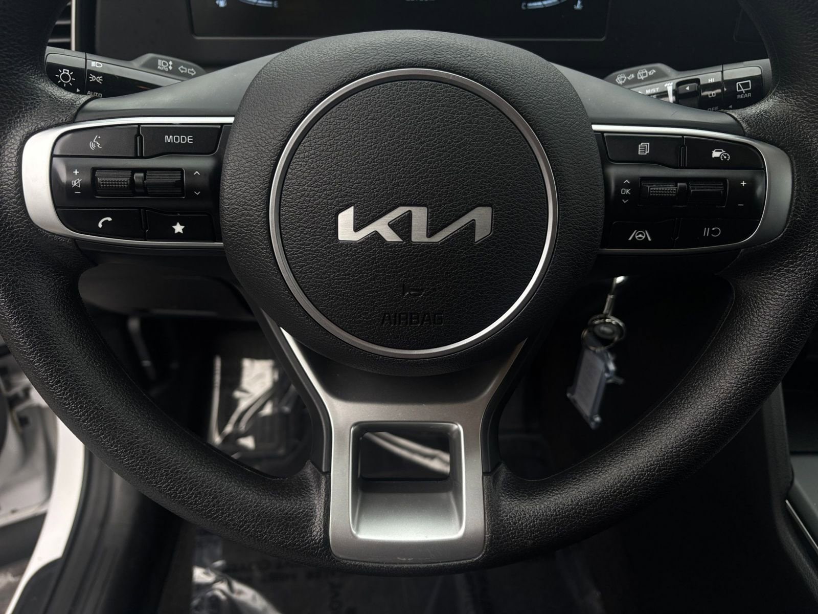 Thumbnail: 2025 Kia Sportage - 32