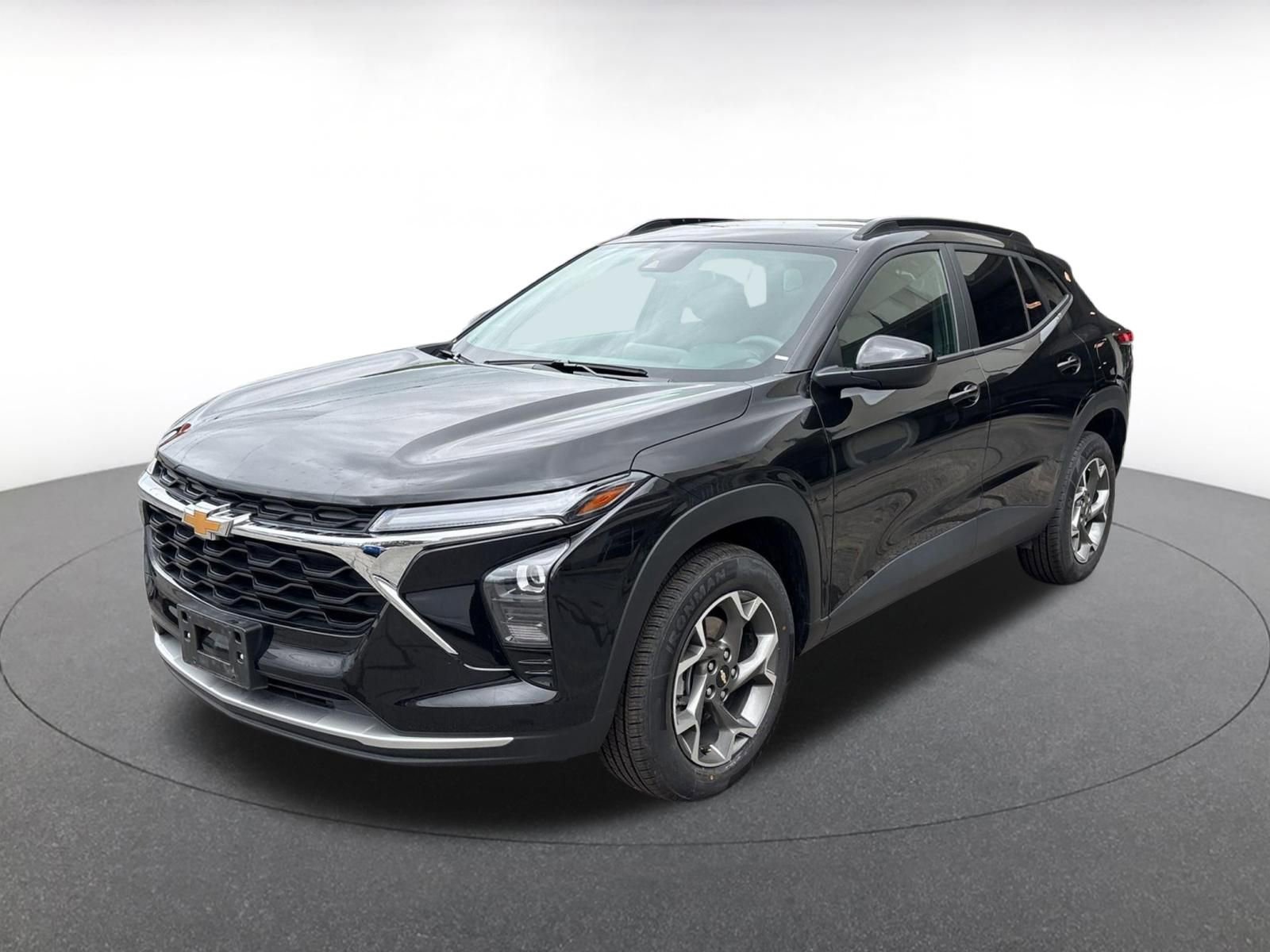 Thumbnail: 2025 Chevrolet Trax - 8