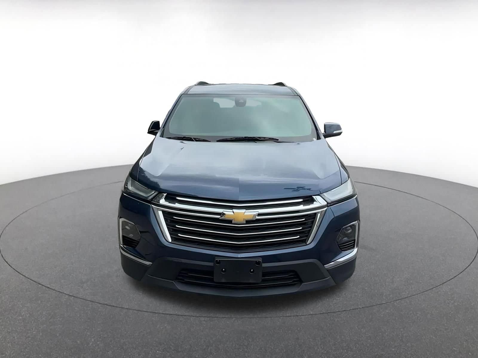 Thumbnail: 2023 Chevrolet Traverse - 5