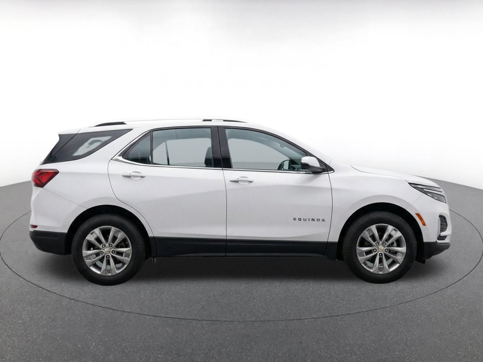 Thumbnail: 2025 Chevrolet Equinox - 13