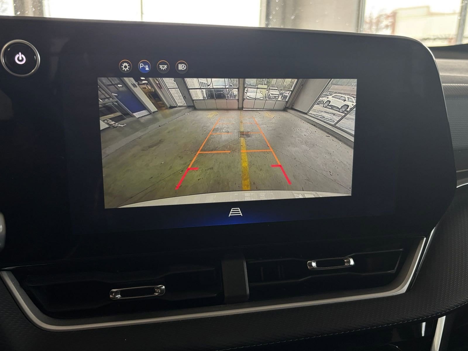 Thumbnail: 2025 Chevrolet Equinox - 17