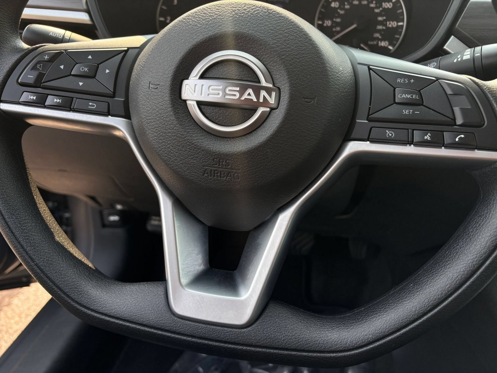 Thumbnail: 2025 Nissan Altima - 28