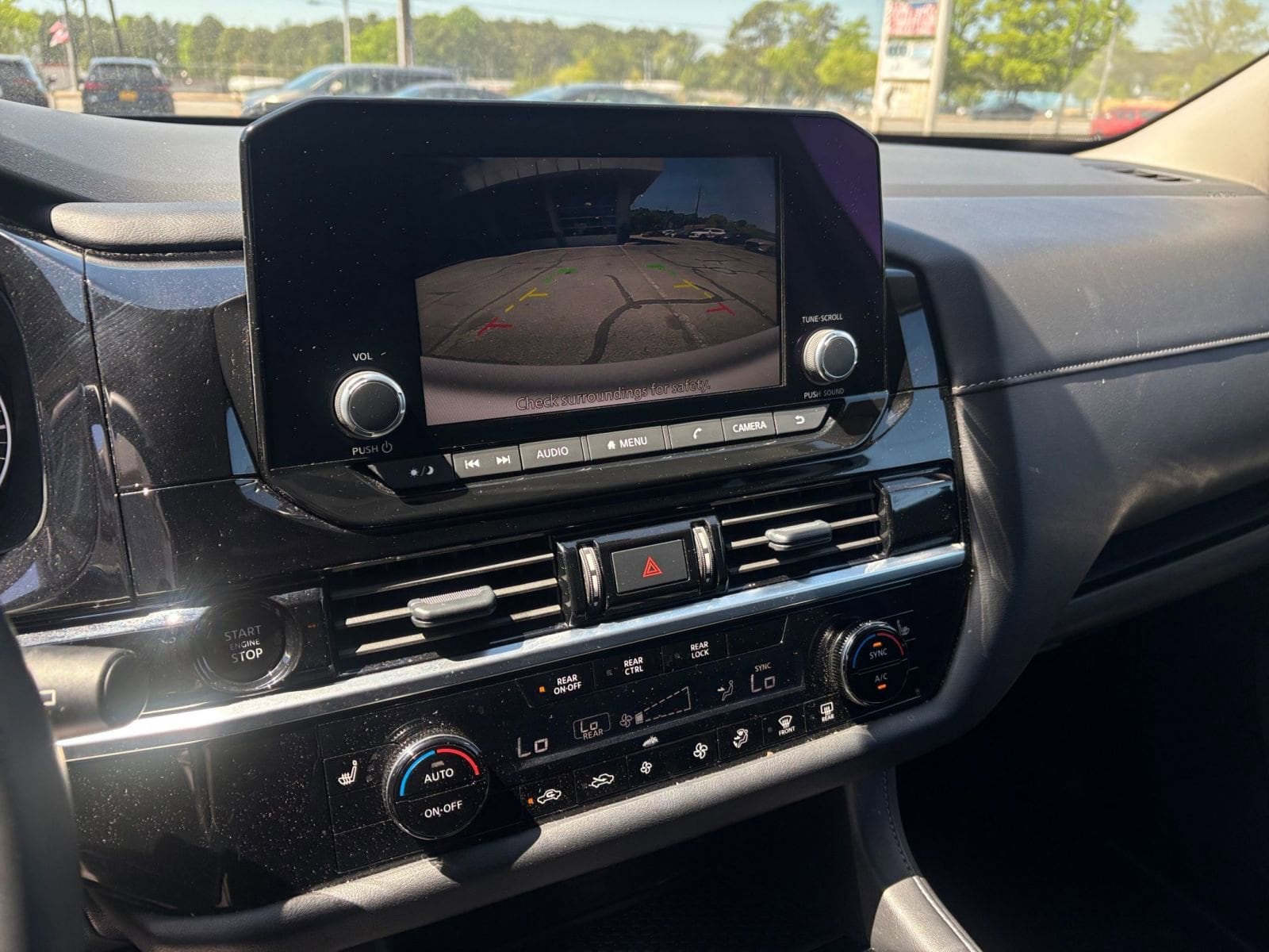 Thumbnail: 2025 Nissan Pathfinder - 26