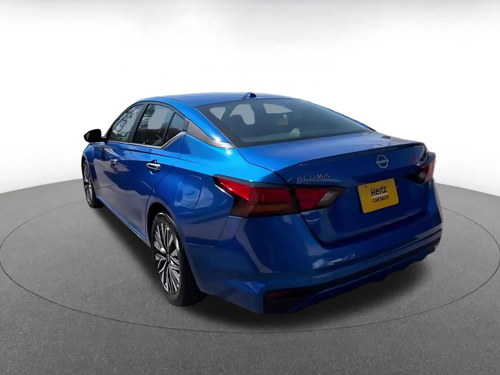 Thumbnail: 2025 Nissan Altima - 11