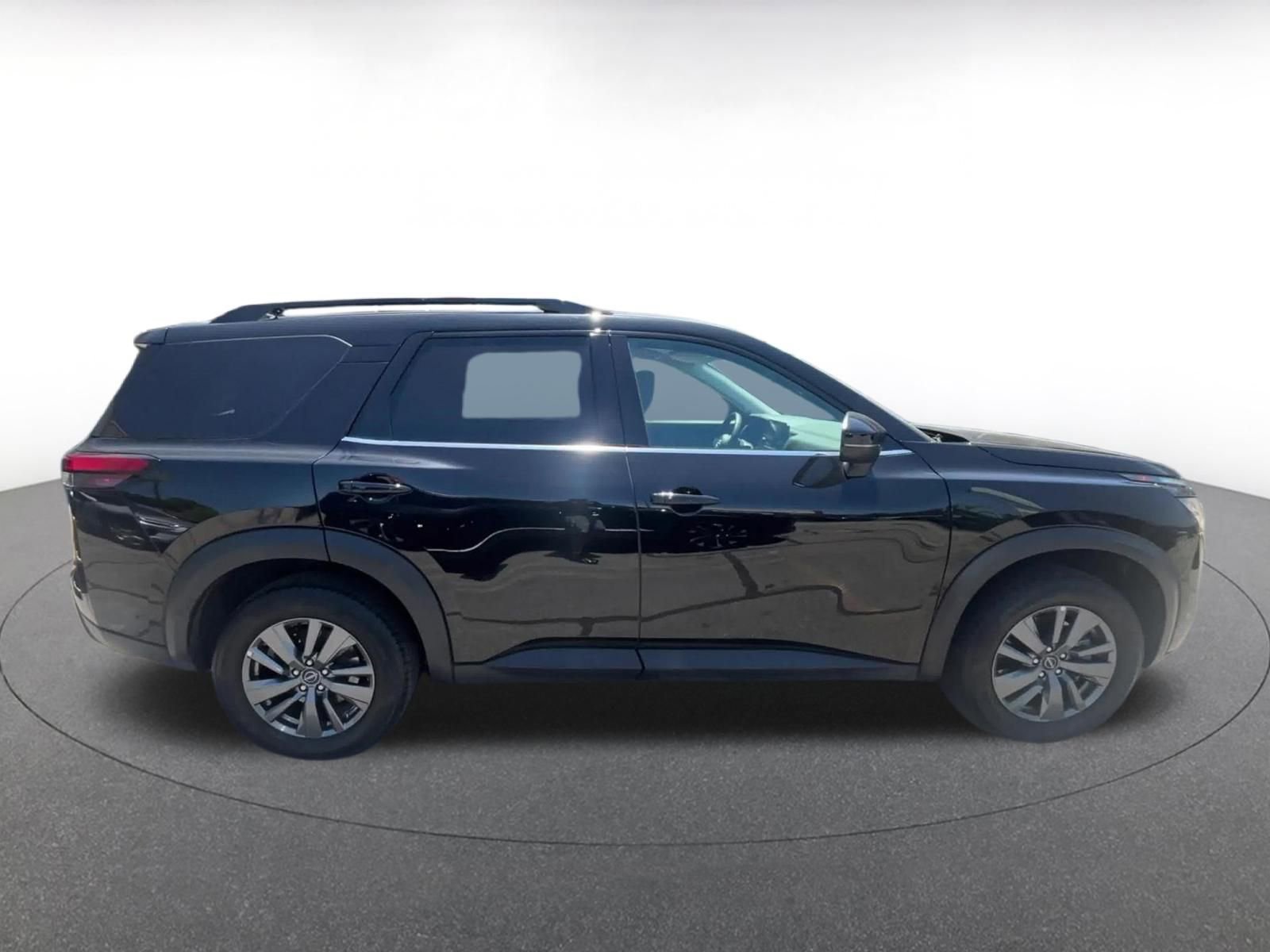 Thumbnail: 2025 Nissan Pathfinder - 22