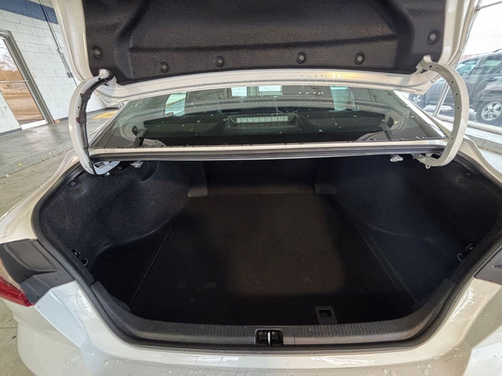 Thumbnail: 2025 Toyota Camry - 30