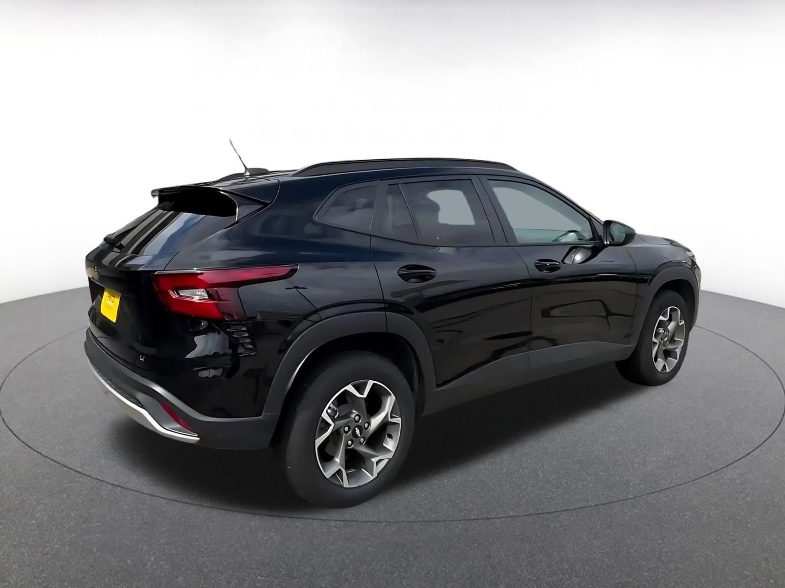 Thumbnail: 2025 Chevrolet Trax - 15
