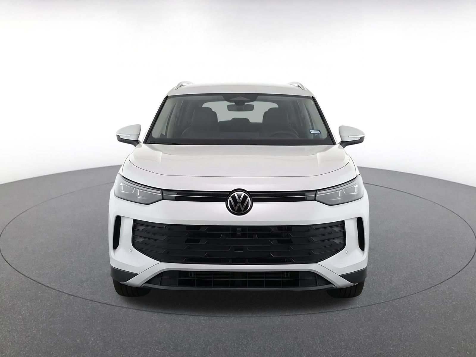 Thumbnail: 2026 Volkswagen Tiguan - 2