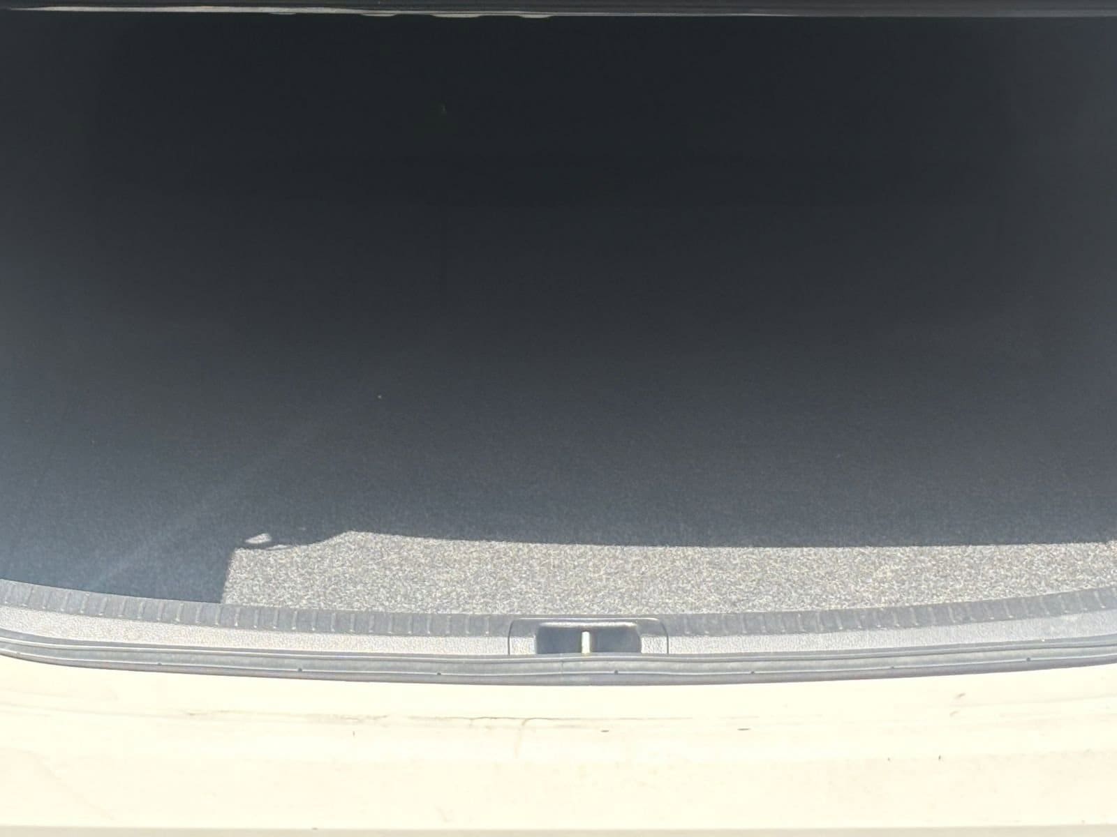 Thumbnail: 2025 Toyota Corolla - 32