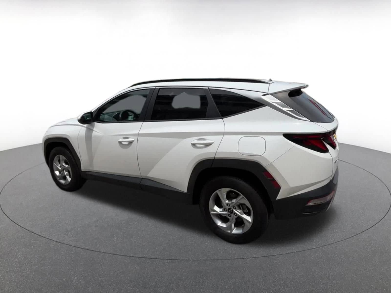 Thumbnail: 2024 Hyundai Tucson - 10
