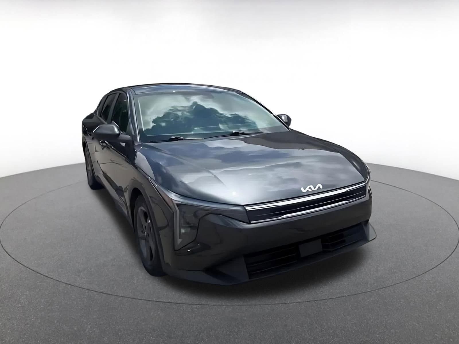 Thumbnail: 2025 Kia K4 - 3