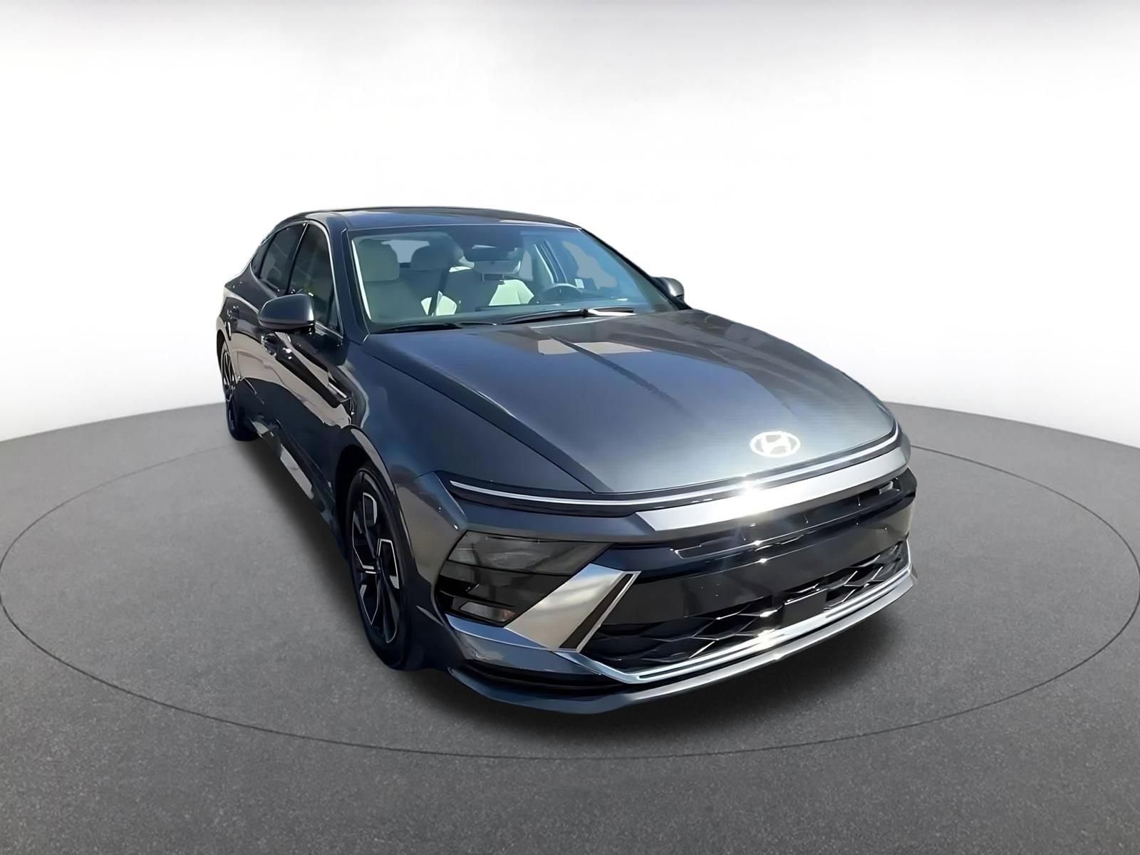 Thumbnail: 2025 Hyundai Sonata - 3