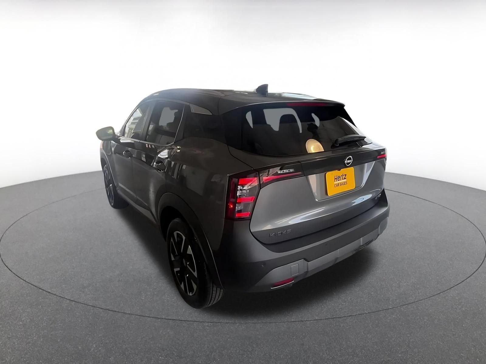 Thumbnail: 2026 Nissan Kicks - 10