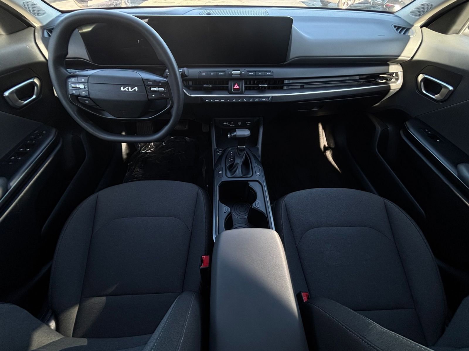 Thumbnail: 2025 Kia K4 - 35