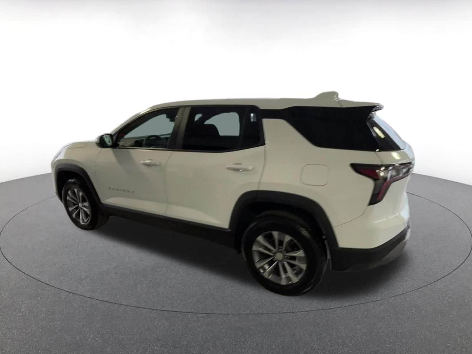 Thumbnail: 2025 Chevrolet Equinox - 10