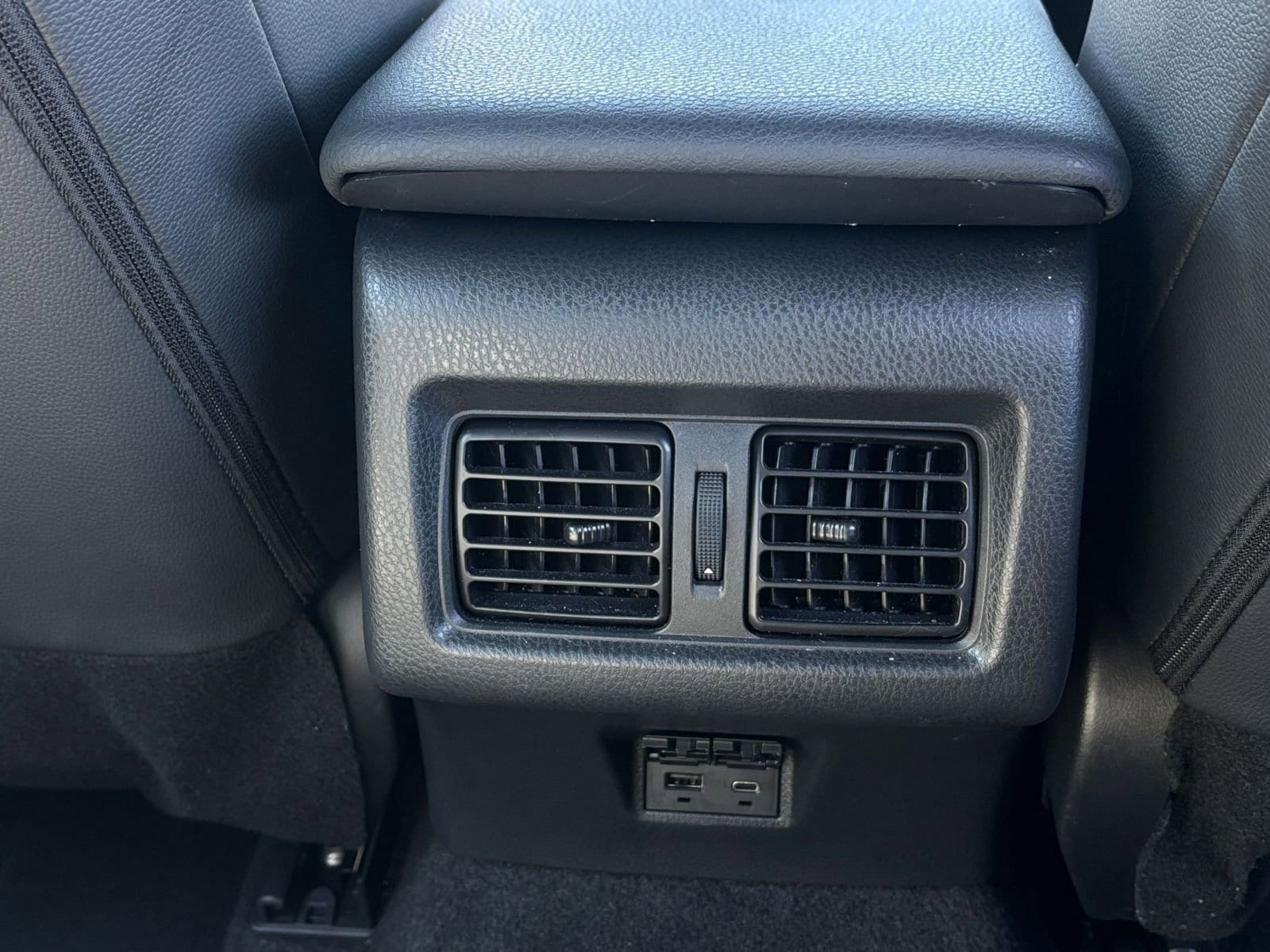 Thumbnail: 2025 Toyota Camry - 29