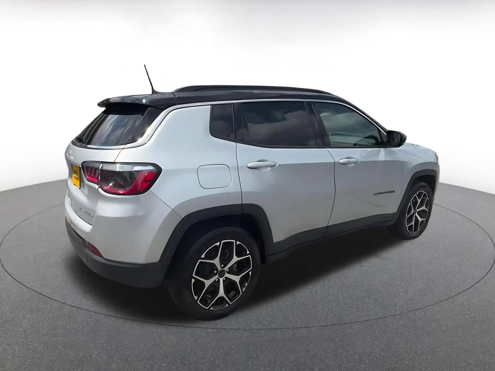 Thumbnail: 2025 Jeep Compass - 15