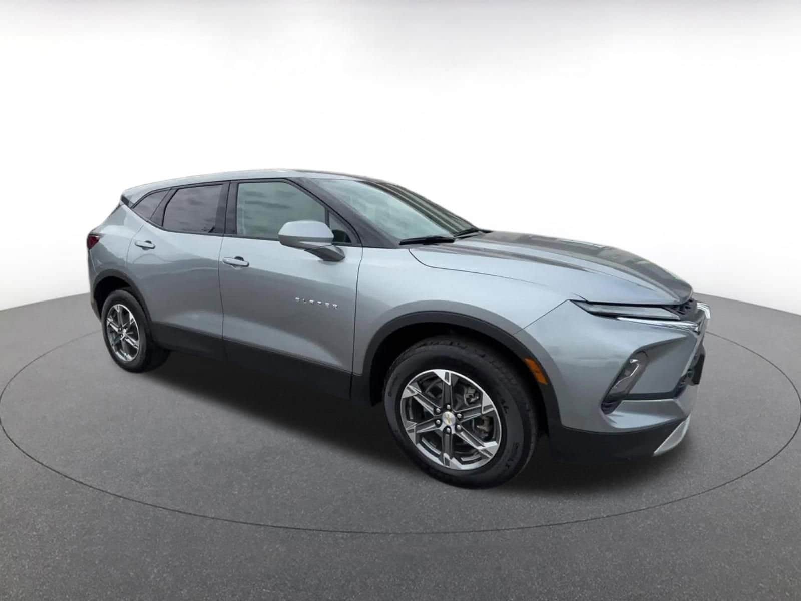 Thumbnail: 2025 Chevrolet Blazer - 3