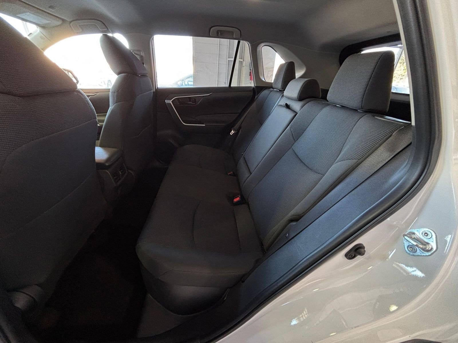 Thumbnail: 2025 Toyota RAV4 - 25