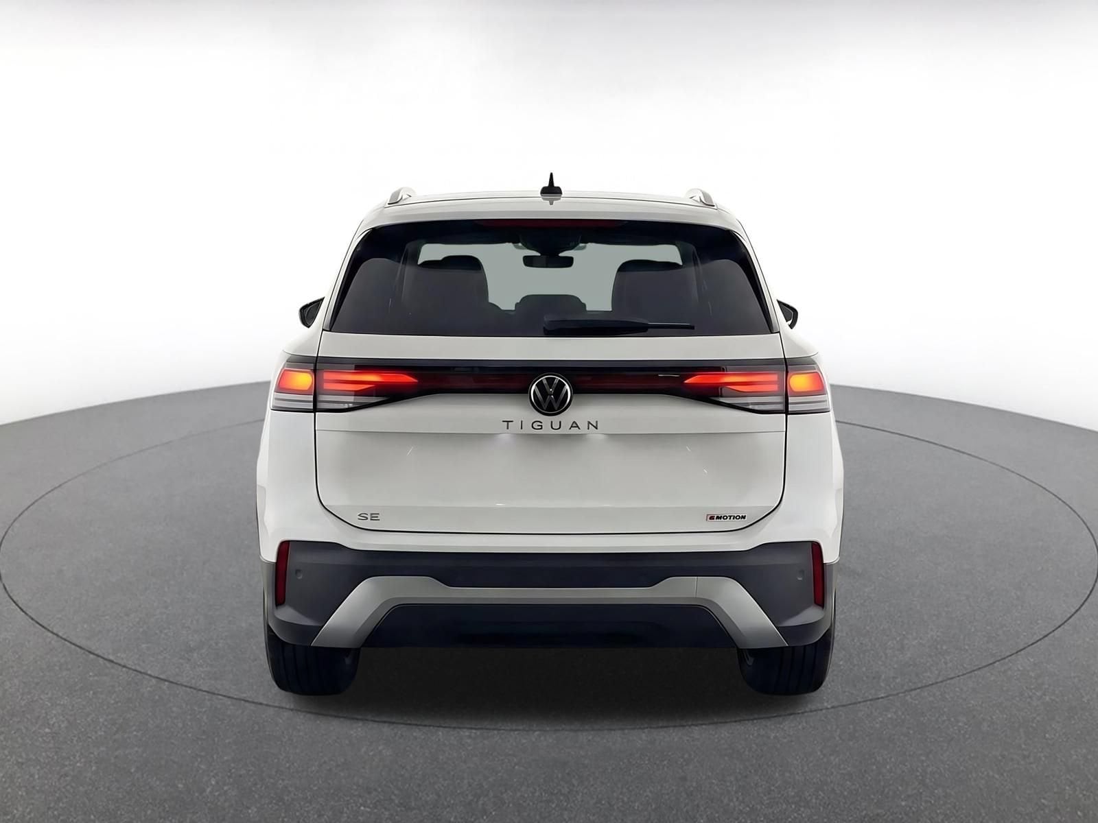 Thumbnail: 2026 Volkswagen Tiguan - 6