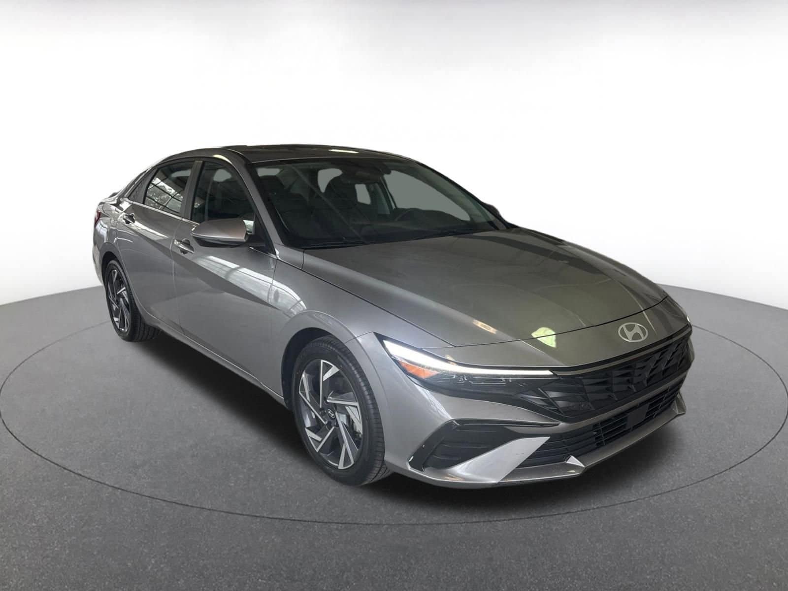 Thumbnail: 2025 Hyundai Elantra - 1